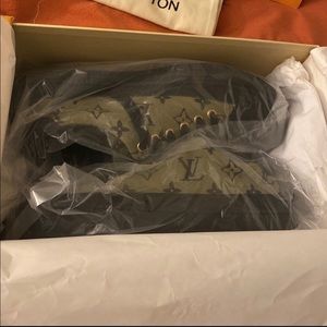 Shoes Brand New  never been worn.